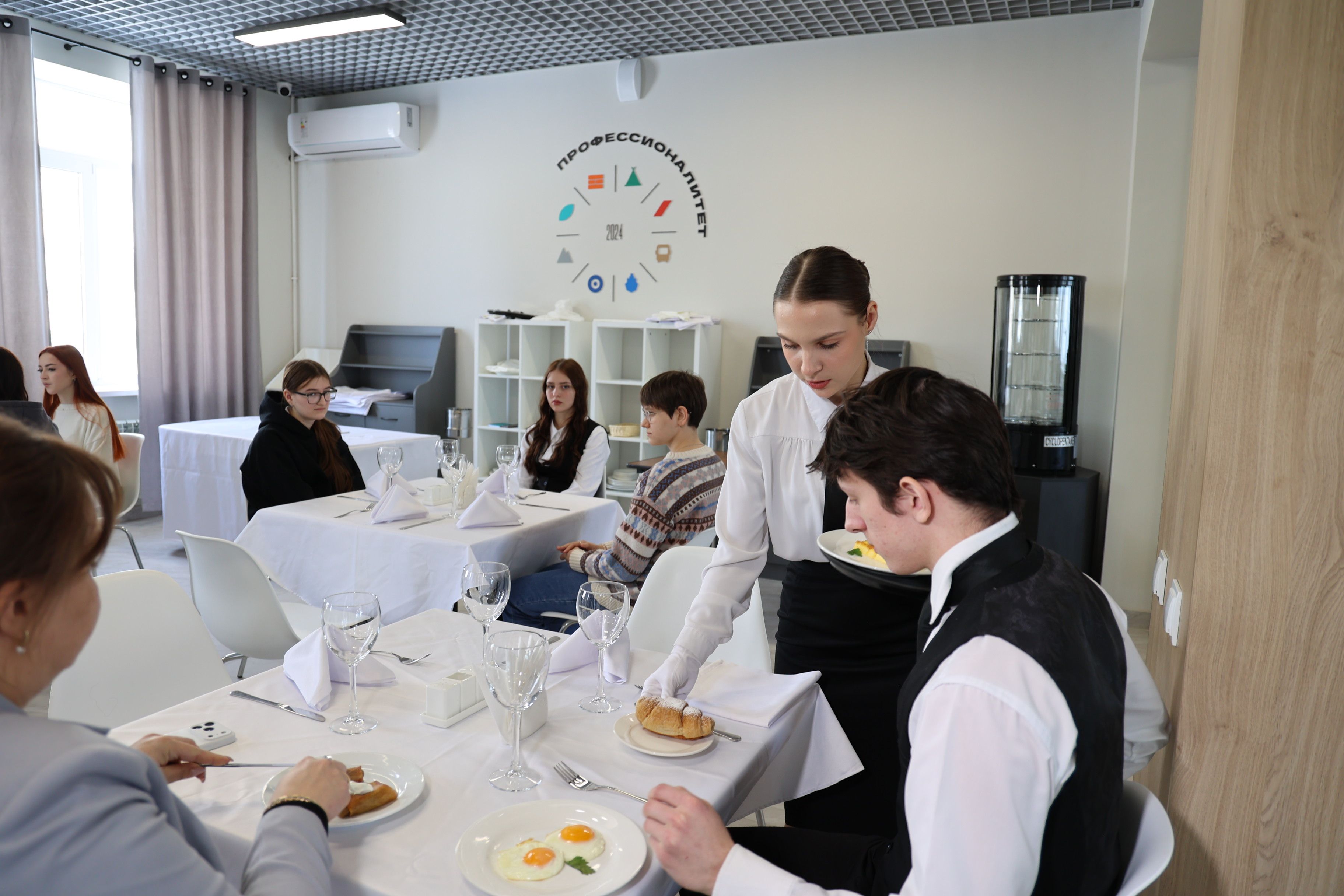 В Астраханской области прошел первый день соревнований чемпионата «Профессионалы-2026»!